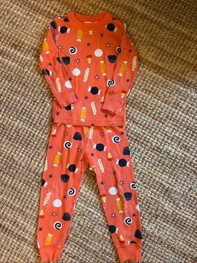 Hanna Andersson Orange Candy-Print Pajama Set Halloween 🎃